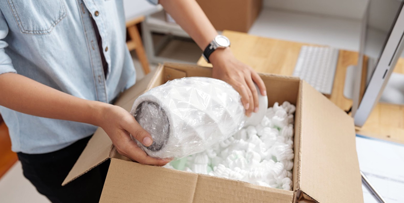 Easy-Tips-for-Packing-Fragile-Items