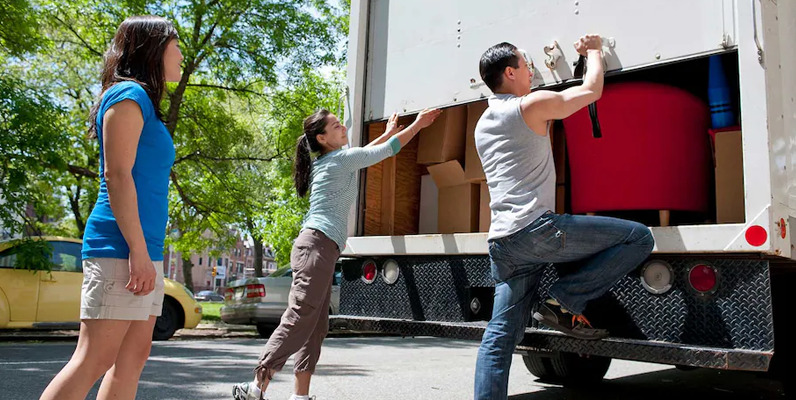 Moving-During-the-Summer-Tips-and-Tricks